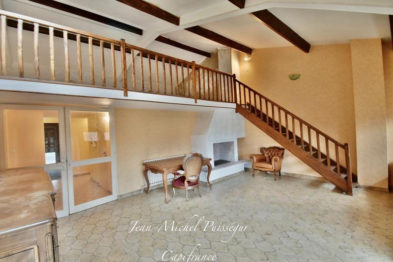 Appartement - 130 m² - 7 pièces