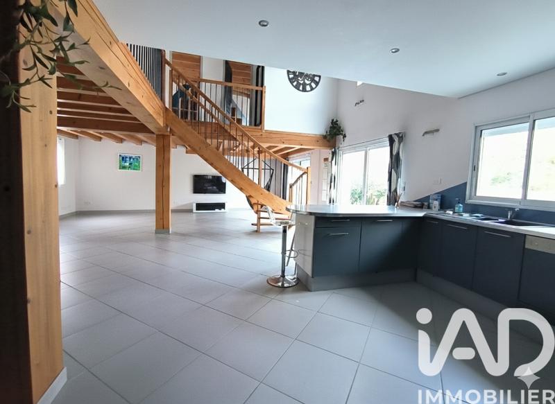 Maison de village - 145 m² - 6 pièces