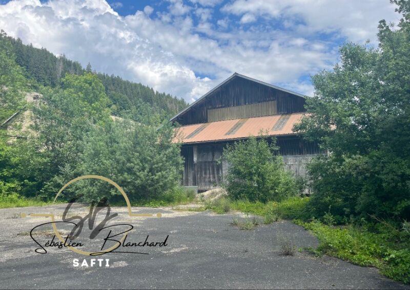 Immeuble - 1 495 m²