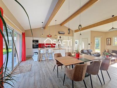 Maison - 112 m² - 4 pièces