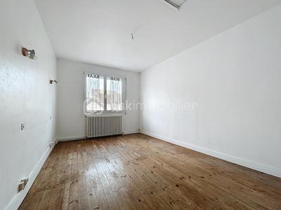 Maison - 73 m² - 5 pièces