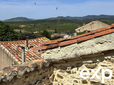 Maison traditionnelle - 75 m² - 4 pièces