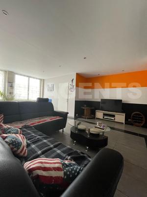 Maison - 174 m² - 9 pièces