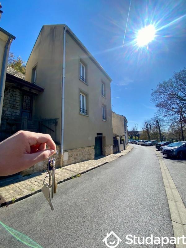 Chambre - 15 m² - 1 pièce