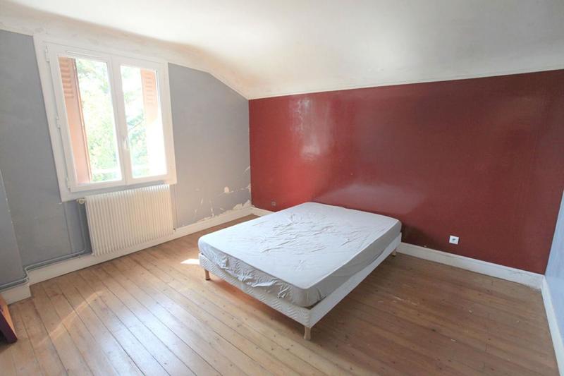 Maison - 94 m² - 5 pièces