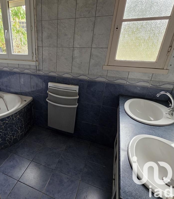 Maison - 122 m² - 4 pièces