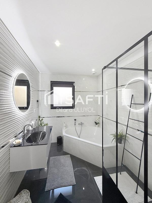 Maison - 124 m² - 7 pièces