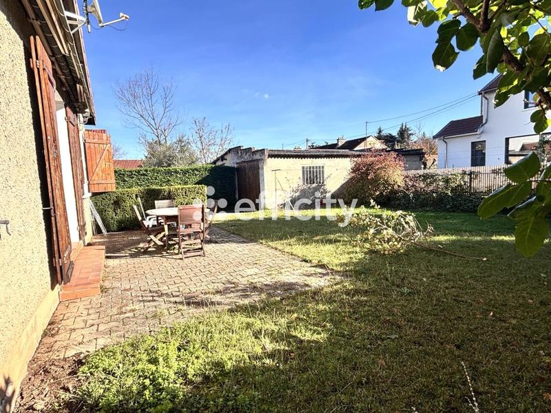 Maison - 104 m² - 5 pièces