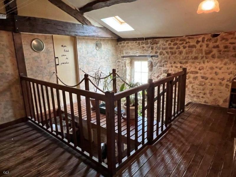 Maison ancienne - 180 m² - 7 pièces