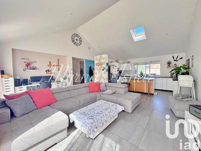 Maison - 106 m² - 5 pièces