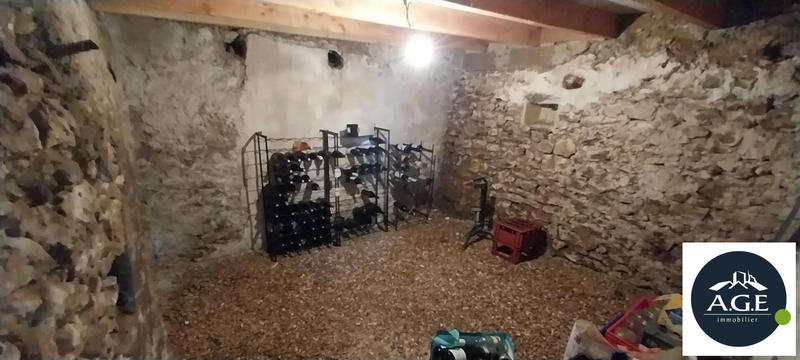 Maison - 200 m² - 5 pièces