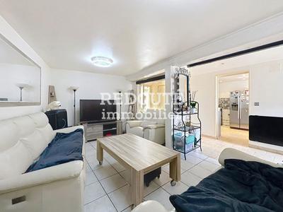 Maison - 199 m² - 7 pièces