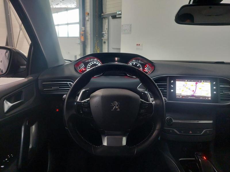 Peugeot 308 BlueHDi 130 Eat8 s&amp;amp;S Active Business