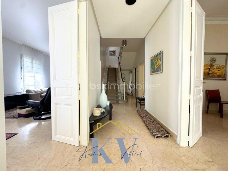 Maison - 170 m² - 6 pièces