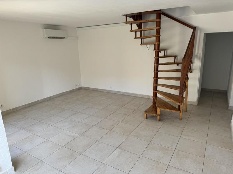 Maison - 102 m² - 6 pièces