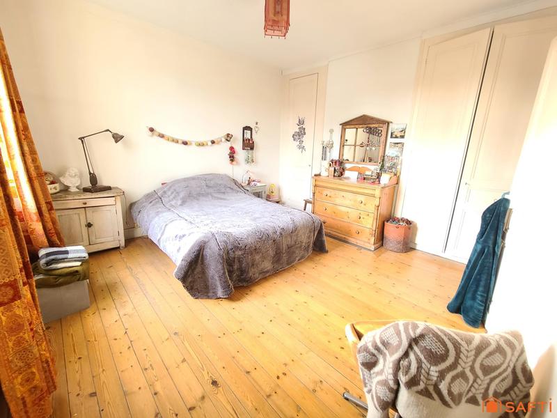 Maison de maîtres - 175 m² - 9 pièces