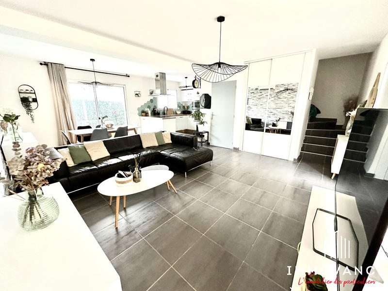 Maison - 80 m² - 4 pièces