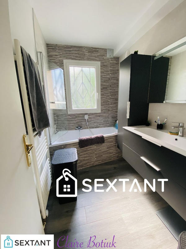 Maison - 130 m² - 6 pièces