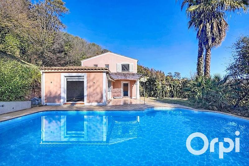 Maison - 117 m² - 5 pièces