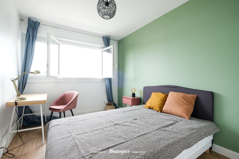 Appartement - 97 m² - 5 pièces