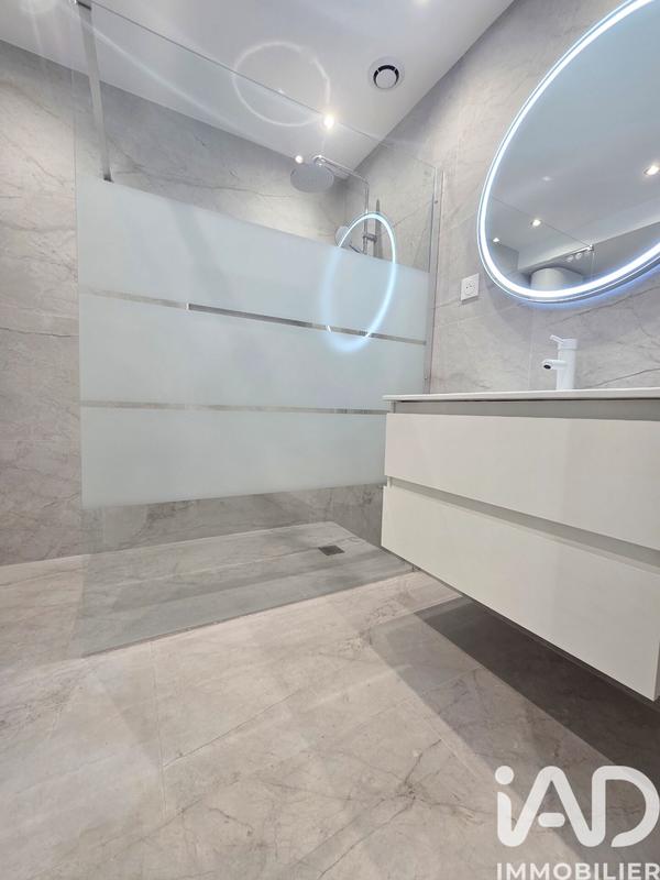 Appartement - 70 m² - 3 pièces