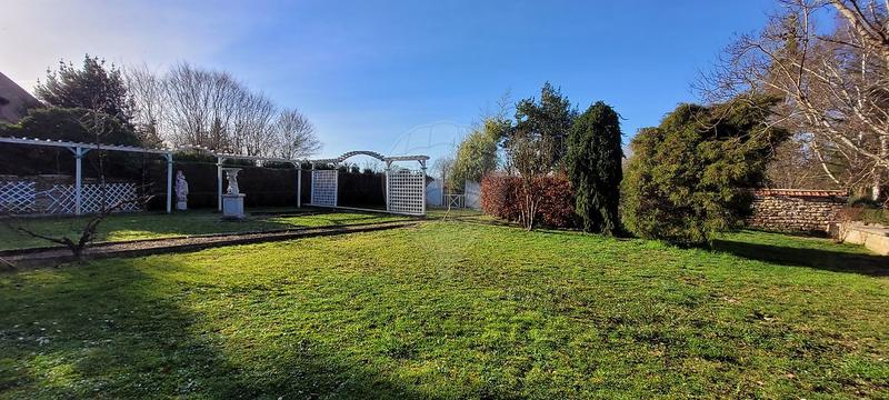 Maison - 108 m² - 6 pièces