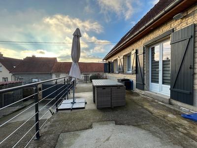 Maison - 97 m² - 4 pièces