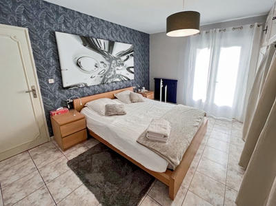 Maison - 183 m² - 6 pièces