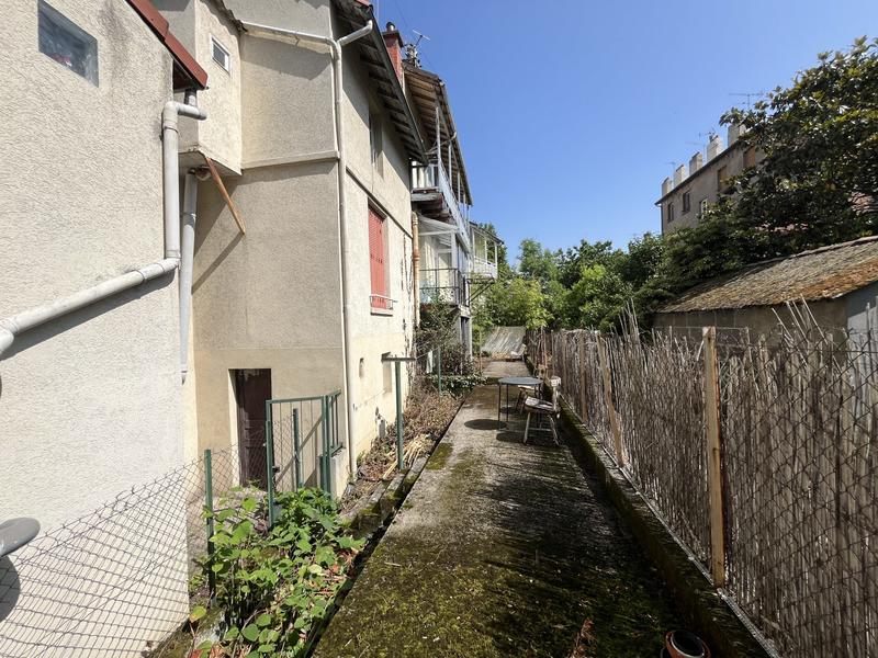 Immeuble - 132 m² - 2 pièces