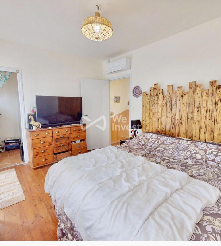 Maison traditionnelle - 170 m² - 5 pièces