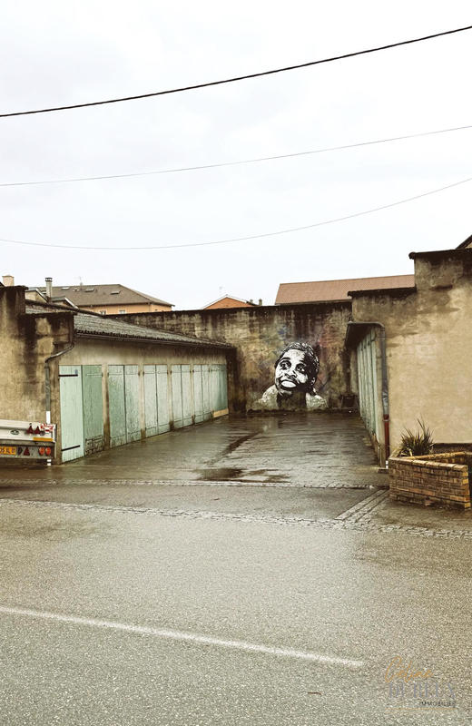 Parking / Garage - 10 m²