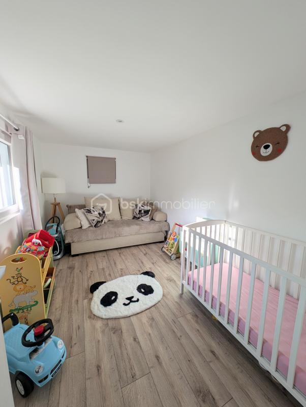 Maison traditionnelle - 90 m² - 4 pièces