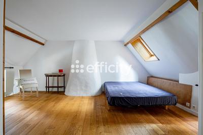 Longère - 196 m² - 8 pièces