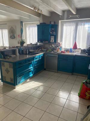 Maison - 225 m² - 8 pièces