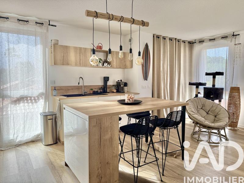 Appartement - 65 m² - 3 pièces