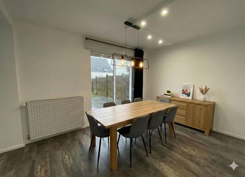 Maison - 100 m² - 5 pièces