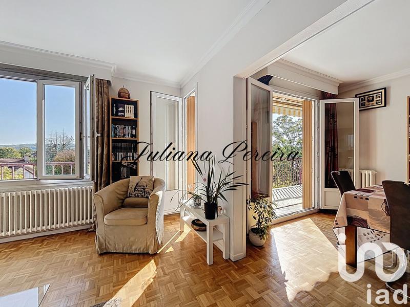 Appartement - 95 m² - 5 pièces