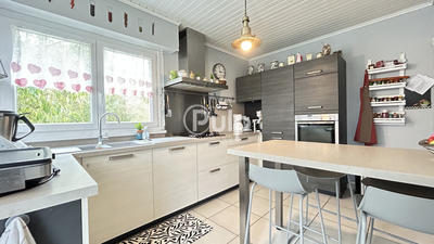 Pavillon - 120 m² - 8 pièces