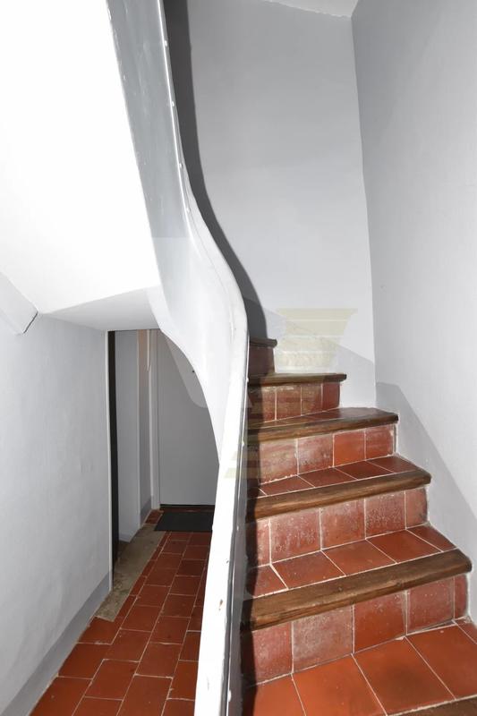 Immeuble - 150 m² - 9 pièces