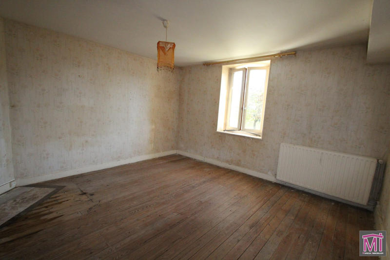 Maison traditionnelle - 151 m² - 6 pièces