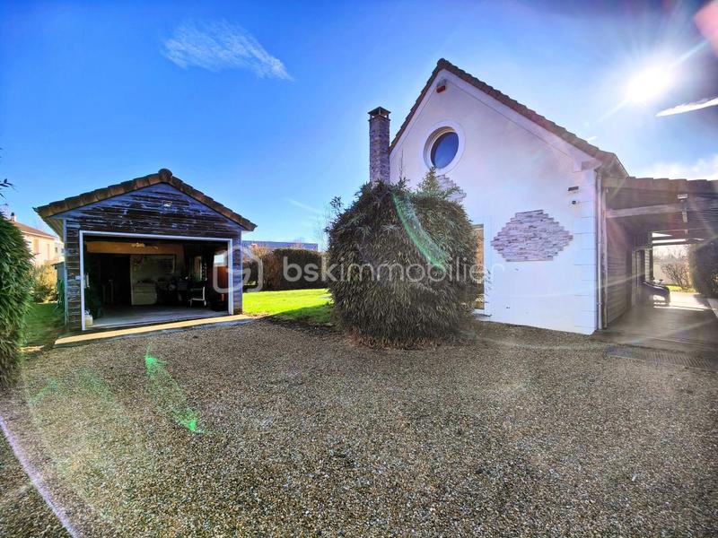 Maison de campagne - 209 m² - 9 pièces