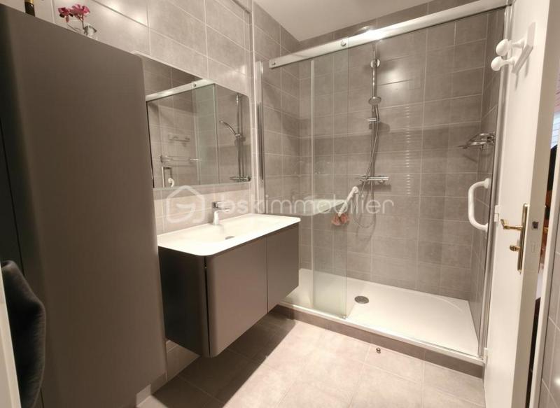 Appartement - 101 m² - 4 pièces