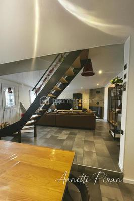 Maison de ville - 140 m² - 7 pièces