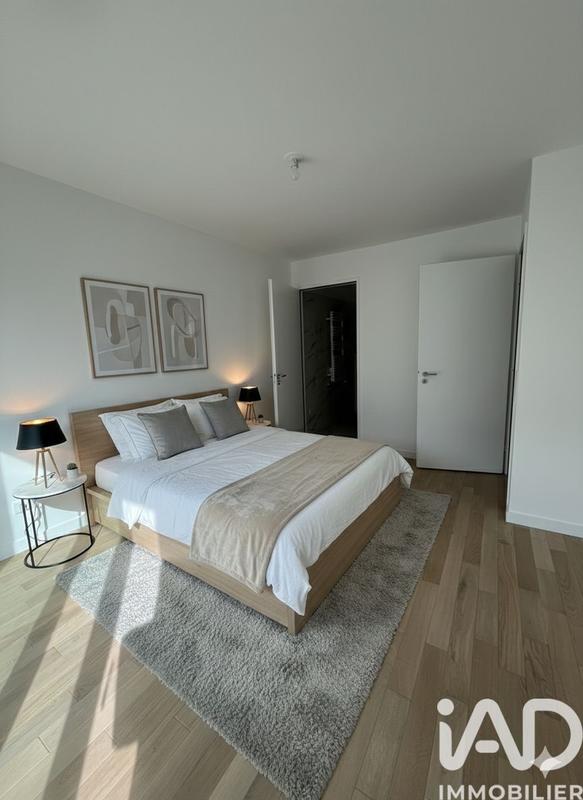 Appartement - 90 m² - 4 pièces