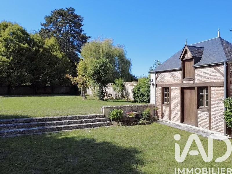 Maison - 266 m² - 9 pièces