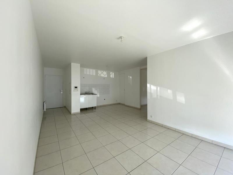 Appartement ancien - 56 m² - 3 pièces