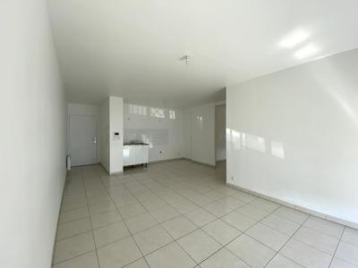 Appartement ancien - 56 m² - 3 pièces