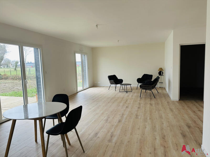 Maison - 80 m² - 3 pièces