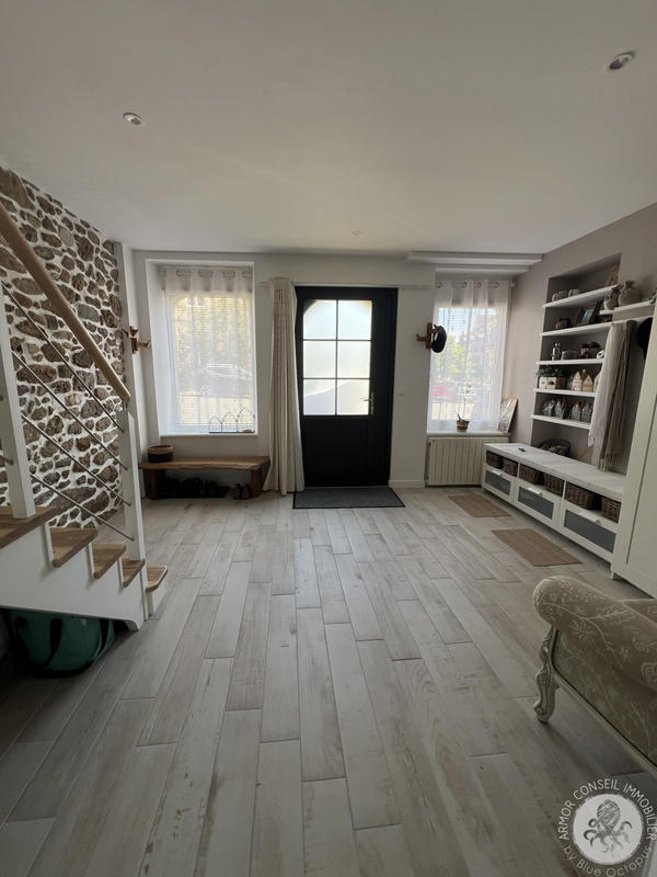 Maison - 121 m² - 5 pièces