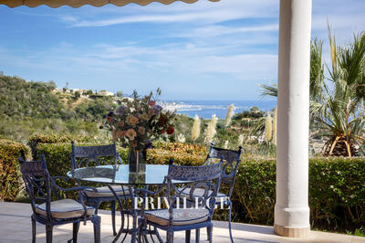 Appartement - 104 m² - 4 pièces